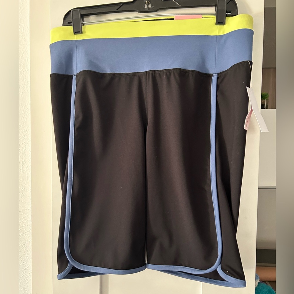 LIVI by Lane Bryant shorts for workout or swim size 14/16 new with tags